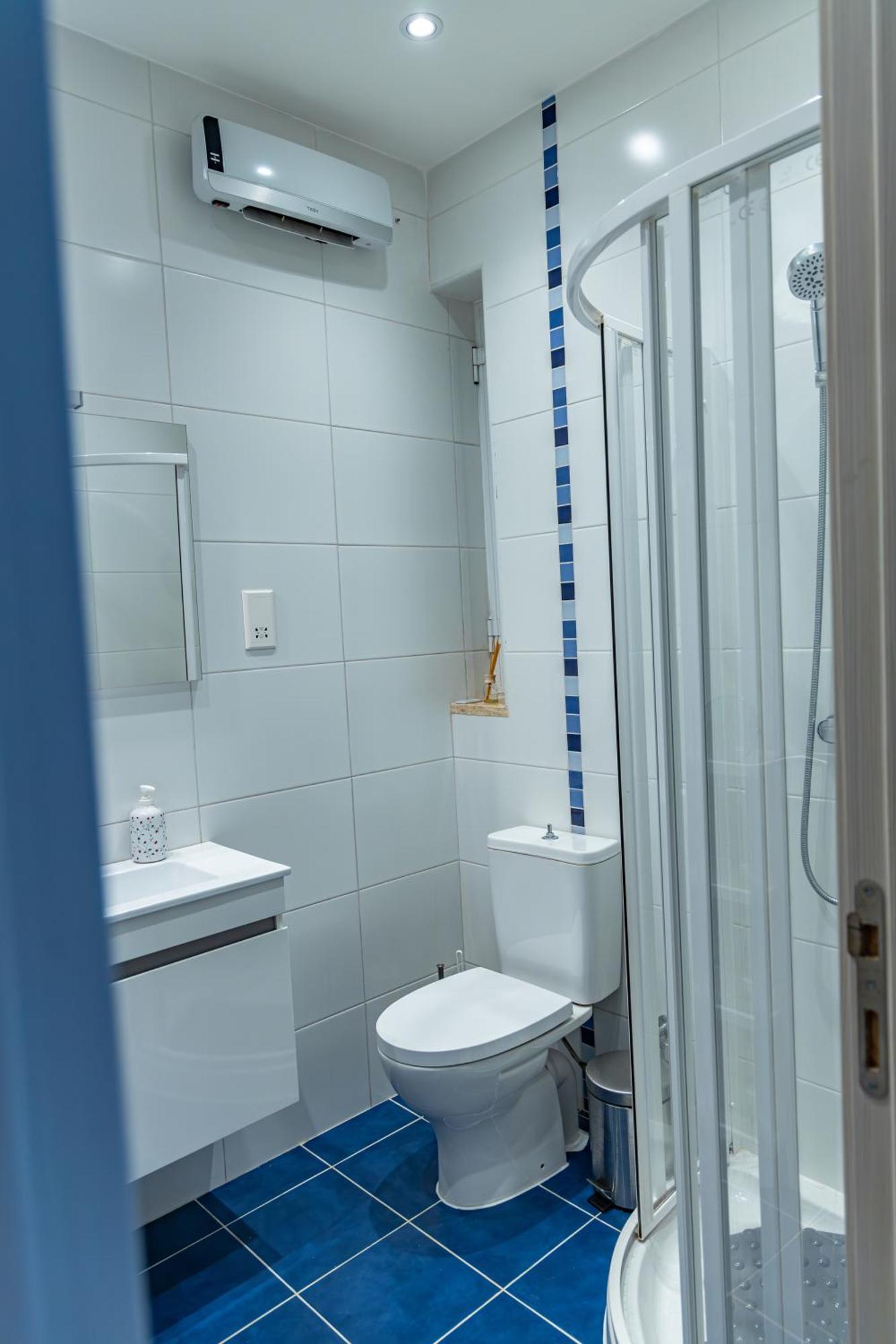 Traditional Maltese Styled 2Br Apartment With Large Maltese Balcony & Internal Yard - Located In The Heart Of Valletta - Maltese Capital City Esterno foto