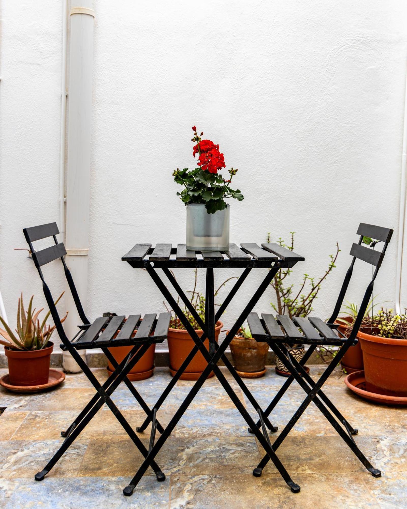 Traditional Maltese Styled 2Br Apartment With Large Maltese Balcony & Internal Yard - Located In The Heart Of Valletta - Maltese Capital City Esterno foto